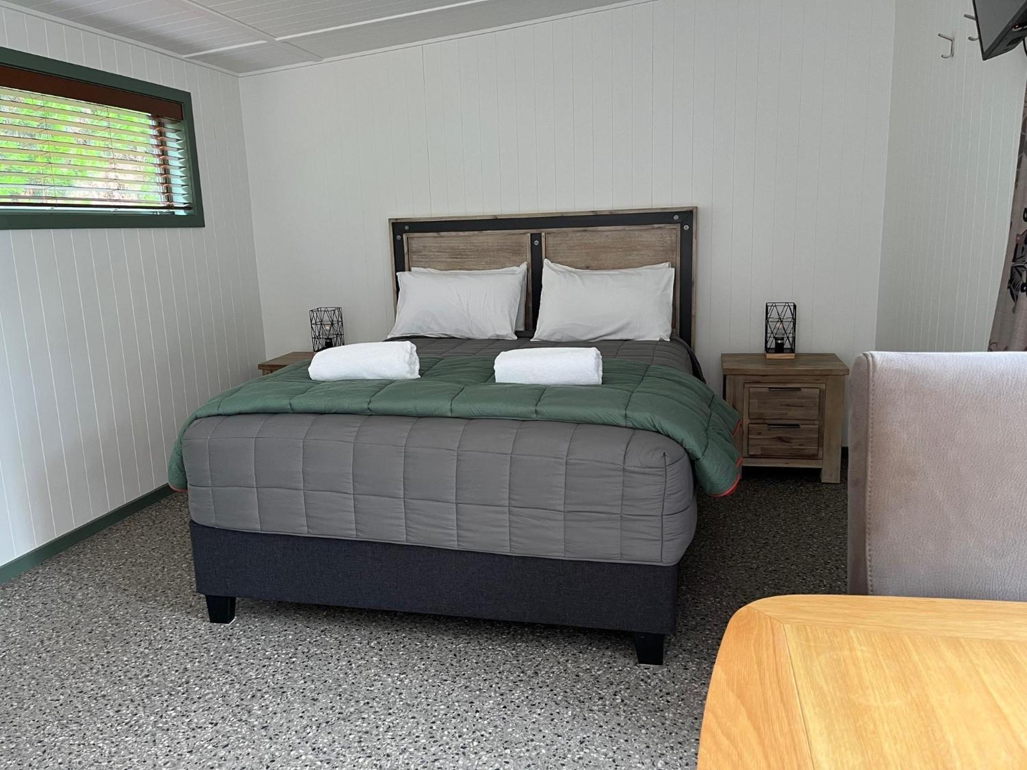Millers Flat Holiday Park Exteriör bild