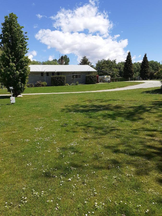 Millers Flat Holiday Park Exteriör bild